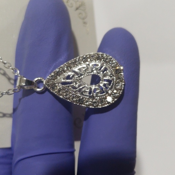 Silver Teardrop Pendant Necklace w/ Crystal Accents & Earrings Women's Jewelry - Picture 6 of 7